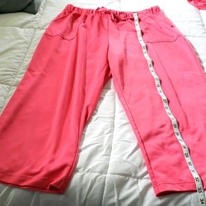 Loungewear capris- coral pink.